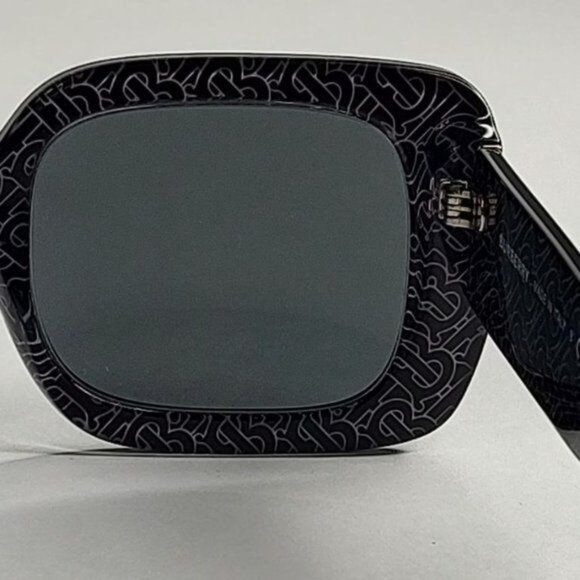 Burberry Delilah Square Sunglasses BE4327 Black - Picture 11 of 15